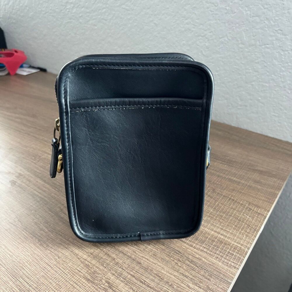 Vintage Coach Navy Kit Bag 9973